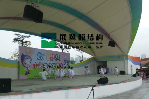 廈門(mén)海滄兒童公園張拉膜結(jié)構(gòu)看臺(tái)工程