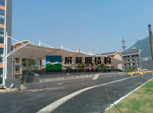 義烏學校膜結(jié)構(gòu)看臺工程完工