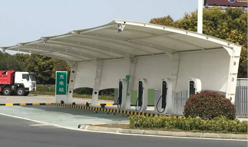 杜絕充電車棚火災隱患，規(guī)范車棚建設刻不容緩