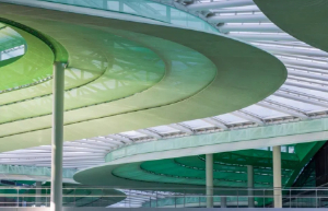 鋼結(jié)構(gòu)與膜材料的協(xié)奏，產(chǎn)業(yè)園中庭天幕